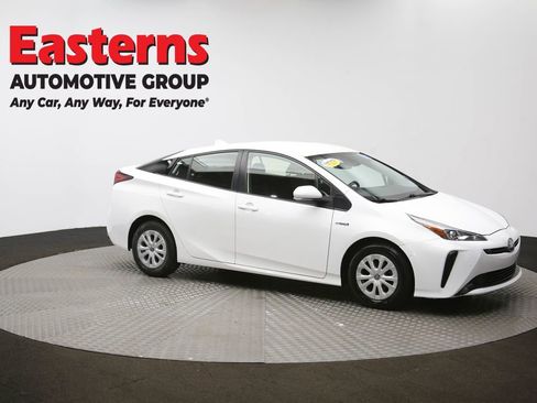 Used 2022 Toyota Prius LE image 47