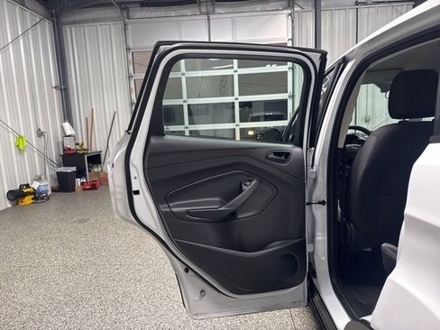 Used 2017 Ford Escape S image 15