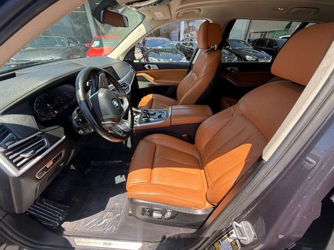 Used 2020 BMW X7 xDrive40i w/ Premium Package AWD/4WD image 13