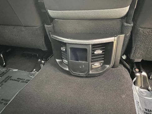 Used 2021 RAM 3500 Big Horn image 30