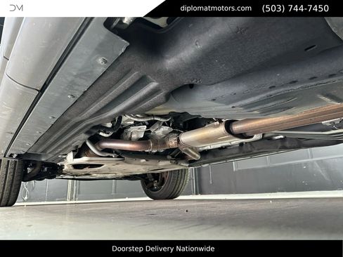 Used 2020 Land Rover Range Rover Sport SVR image 51