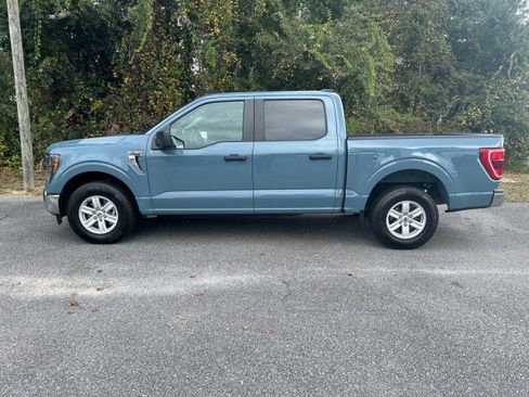 Used 2023 Ford F150 XLT image 2