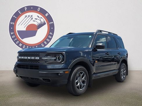 Used 2021 Ford Bronco Sport Badlands w/ Badlands Package AWD/4WD image 2