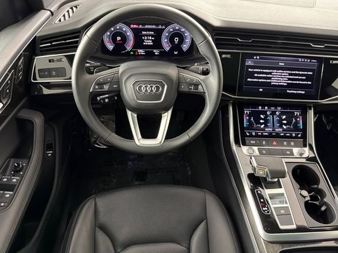 Used 2025 Audi Q8 Premium Plus w/ Premium Plus Package AWD/4WD image 13