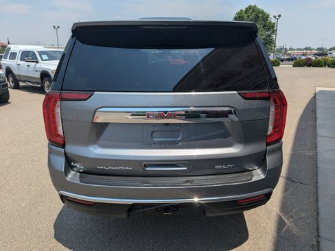 Used 2021 GMC Yukon XL SLT AWD/4WD image 4