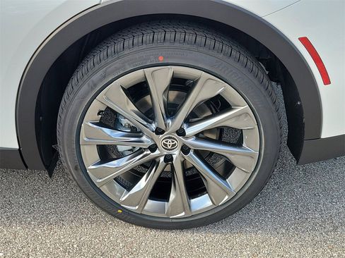 New 2026 Toyota Crown Limited image 5