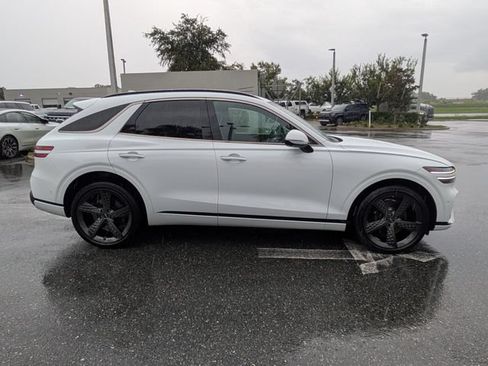 Used 2024 Genesis GV70 2.5T w/ Sport Prestige Package AWD/4WD image 2