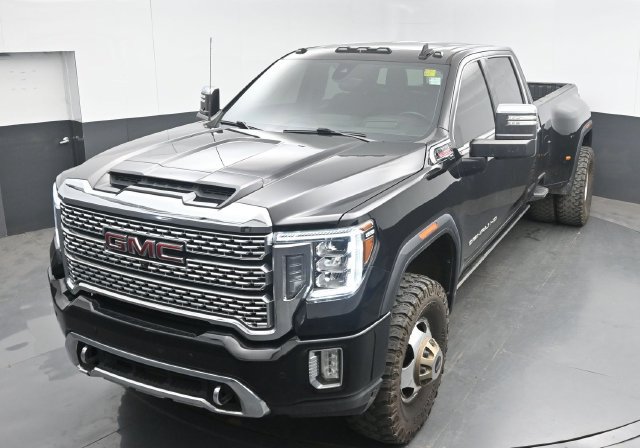 Used 2023 GMC Sierra 3500 Denali w/ Denali Ultimate Package AWD/4WD image 25