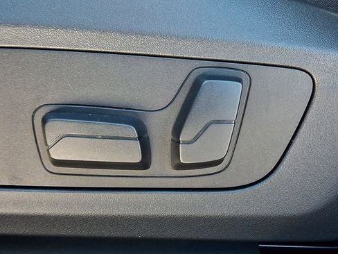 Used 2025 BMW X1 xDrive28i w/ M Sport Package image 27