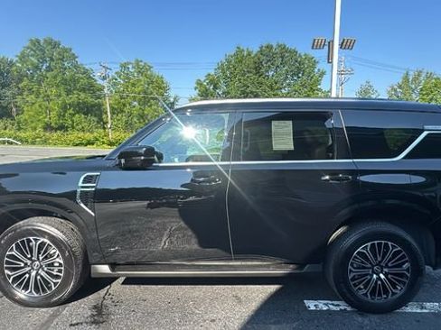 Used 2026 Nissan Armada Platinum AWD/4WD image 8