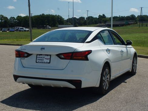 Used 2021 Nissan Altima 2.5 S FWD image 18