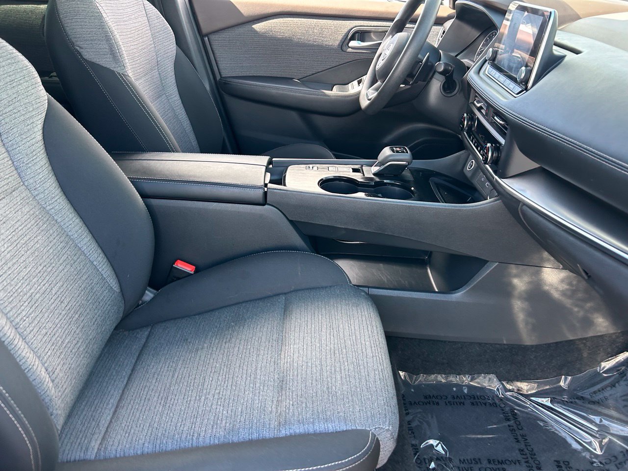 Certified 2023 Nissan Rogue SV FWD image 12