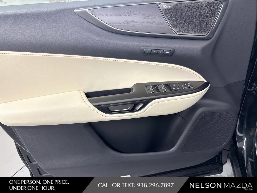 Used 2024 Lexus NX 350 AWD w/ Vision Package image 17