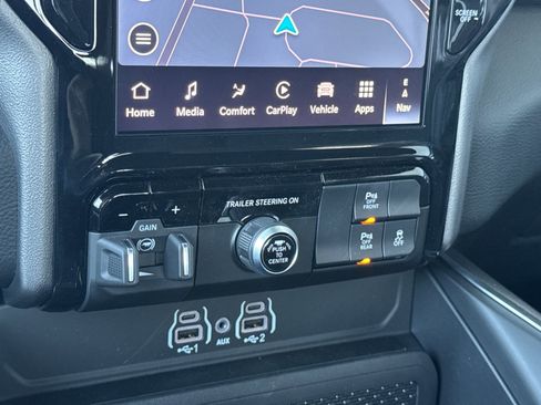 New 2026 RAM 1500 4x4 Crew Cab image 19