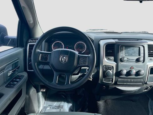 Used 2020 RAM 1500 Classic SLT AWD/4WD image 21