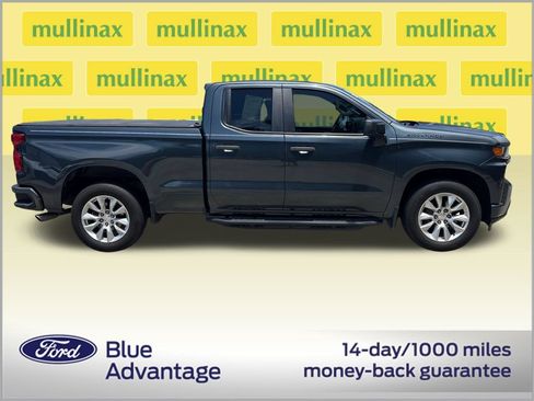 Used 2019 Chevrolet Silverado 1500 Custom w/ Trailering Package RWD image 2