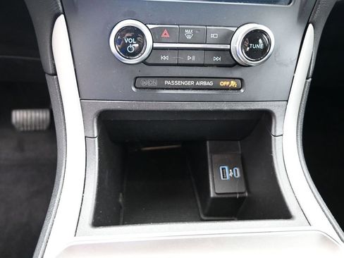 Used 2023 Ford Edge SEL image 20