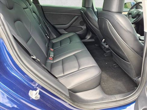 Used 2023 Tesla Model 3 Standard Range RWD image 19