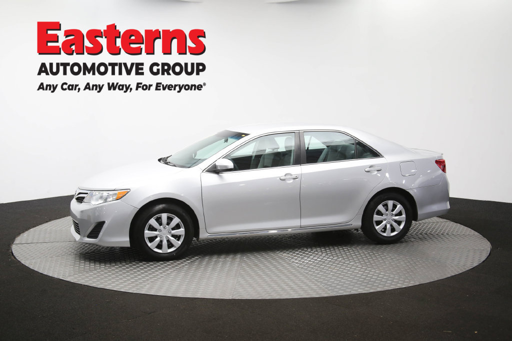 Used 2014 Toyota Camry LE FWD image 59