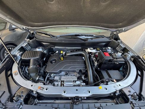 Used 2025 Chevrolet Equinox LT FWD image 33