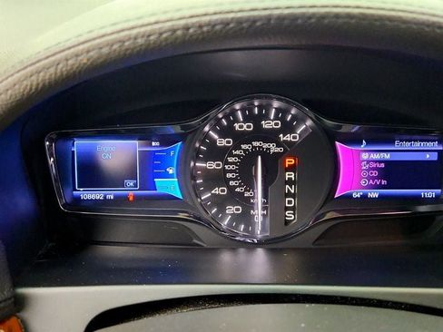 Used 2013 Lincoln MKX AWD image 15