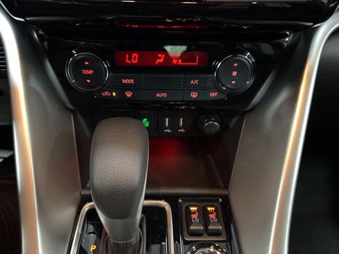 Used 2024 Mitsubishi Eclipse Cross Ralliart AWD/4WD image 31