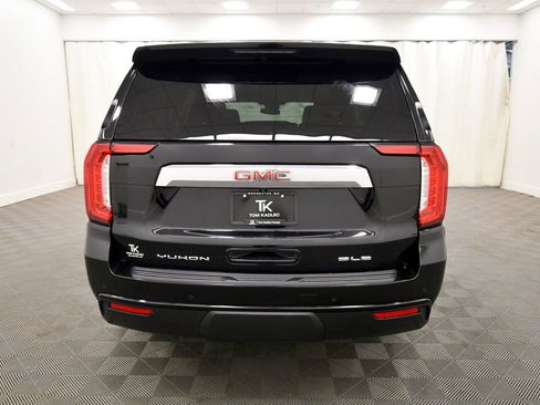 Used 2024 GMC Yukon SLE AWD/4WD image 6