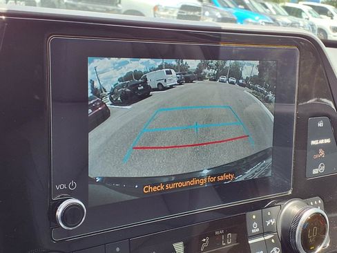 Used 2026 Toyota Highlander XLE AWD/4WD image 24