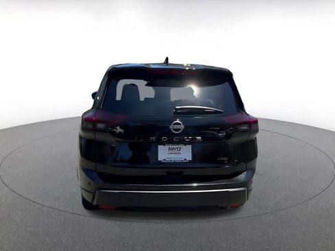 Used 2025 Nissan Rogue SV AWD/4WD image 12