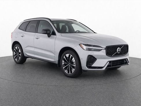 Certified 2026 Volvo XC60 B5 Plus w/ Protection Package Premier AWD/4WD image 4