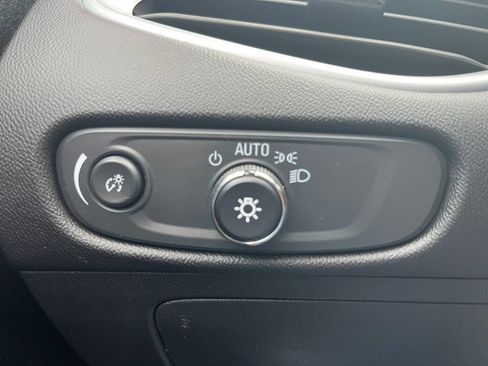 Used 2024 Chevrolet Malibu LT FWD image 19