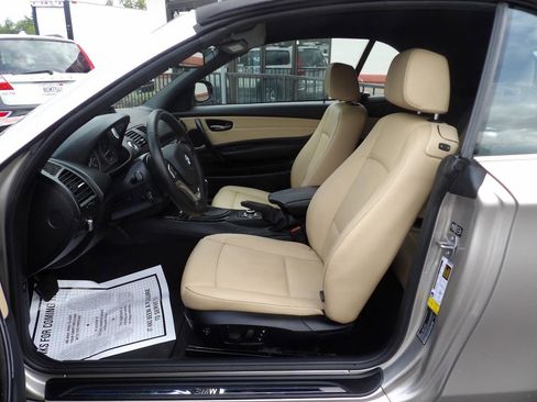 Used 2013 BMW 128i Convertible RWD image 9