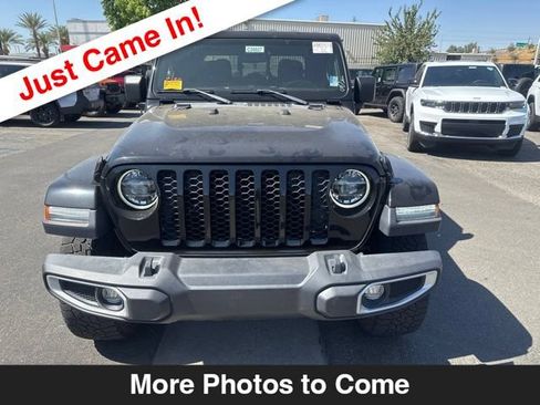 Used 2022 Jeep Gladiator Sport AWD/4WD image 9