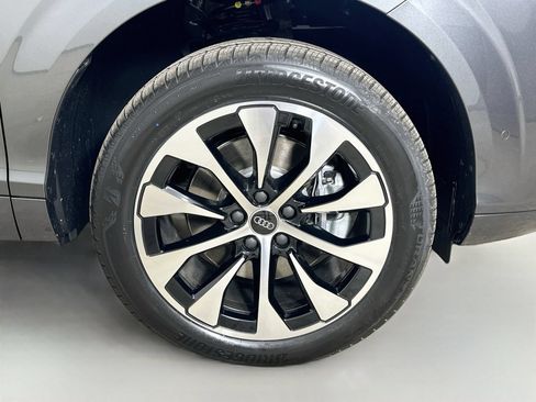 New 2026 Audi Q3 quattro 2.0T AWD/4WD image 11