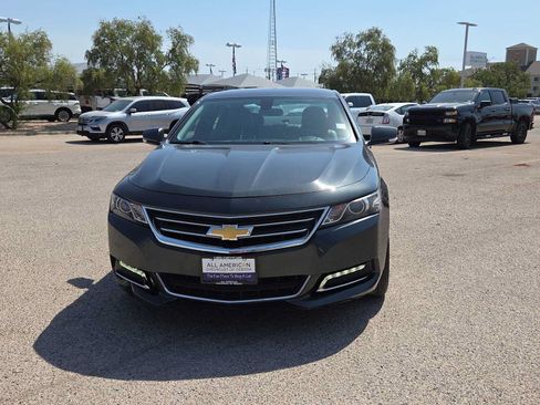 Used 2018 Chevrolet Impala LT FWD image 3