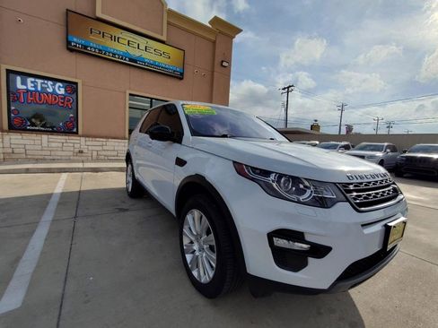 Used 2019 Land Rover Discovery Sport HSE image 2
