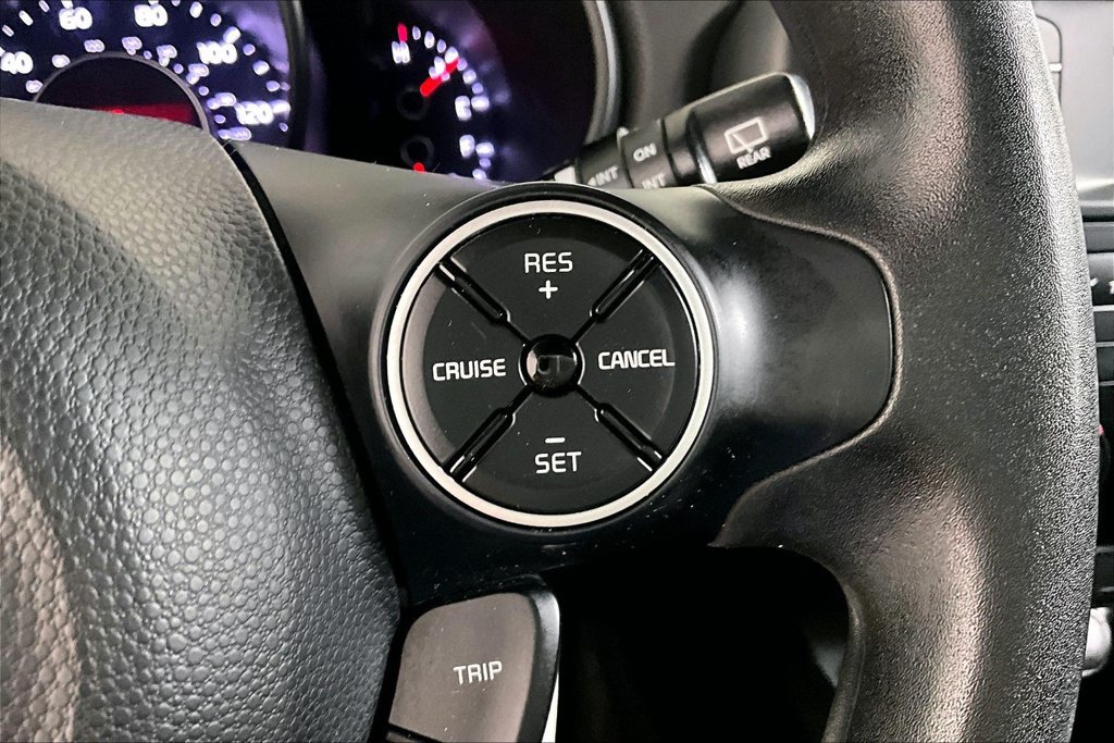 Used 2016 Kia Soul + FWD image 18