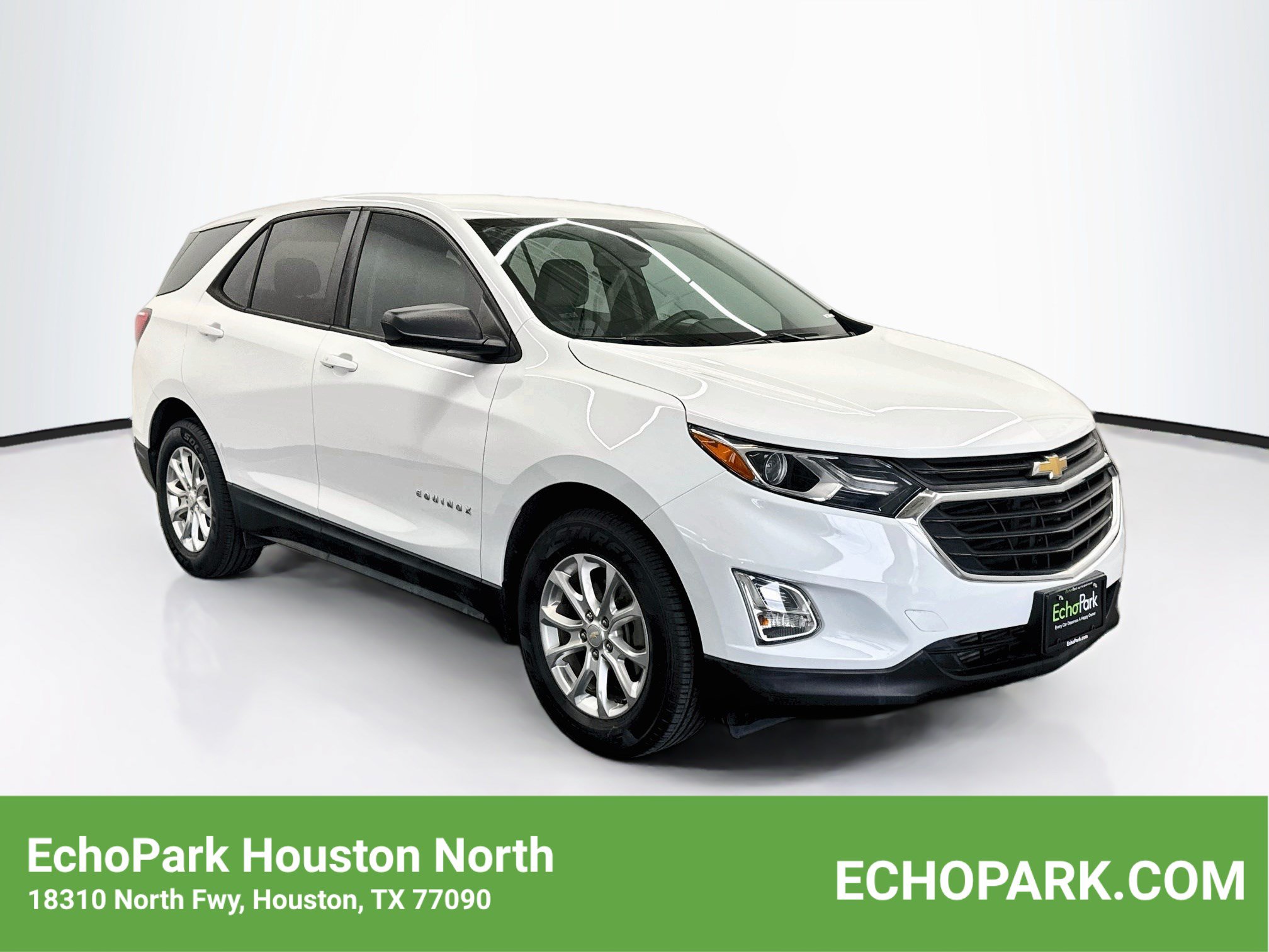 Used 2020 Chevrolet Equinox LS w/ LS Convenience Package FWD image 1