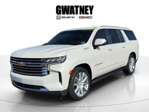 Used 2021 Chevrolet Suburban High Country image 2