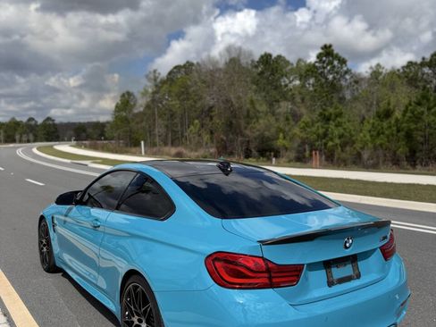 Used 2018 BMW M4 Coupe RWD image 4