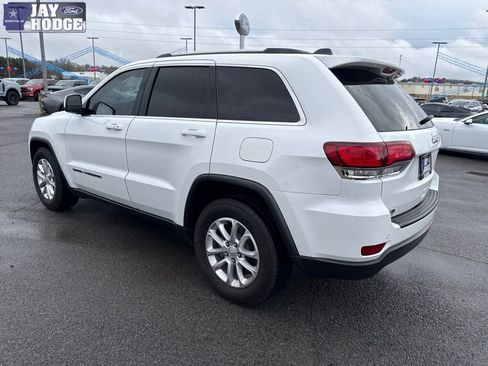 Used 2021 Jeep Grand Cherokee Laredo w/ Security & Convenience Group image 4