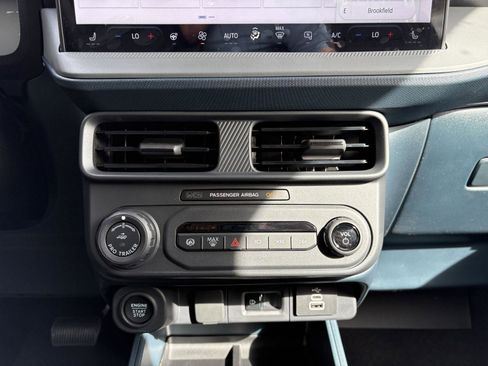 New 2026 Ford Maverick Lariat AWD/4WD image 15