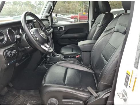 Used 2022 Jeep Wrangler Unlimited Sahara 4xe w/ Safety Group image 5