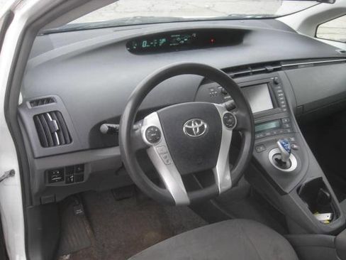 Used 2010 Toyota Prius Two image 18