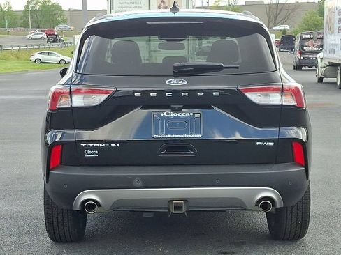 Used 2022 Ford Escape Titanium w/ Titanium Elite Package AWD/4WD image 5