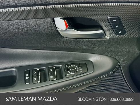 Used 2020 Hyundai Santa Fe Limited FWD image 18