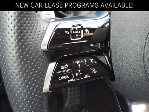 Used 2026 Mercedes-Benz GLC 300 image 9