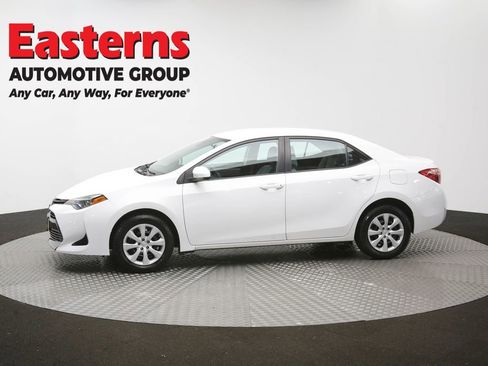 Used 2019 Toyota Corolla LE FWD image 57