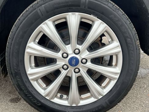 Used 2018 Ford Escape Titanium image 14