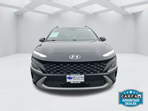 Used 2023 Hyundai Kona SEL AWD/4WD image 2